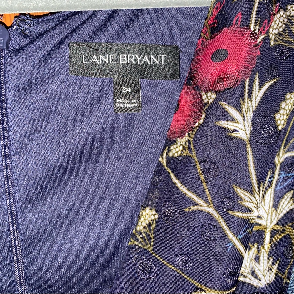 LANE BRYANT FLORAL CHIFFON CLIP DOT SURPLICE MAXI DRESS - Picture 12 of 14